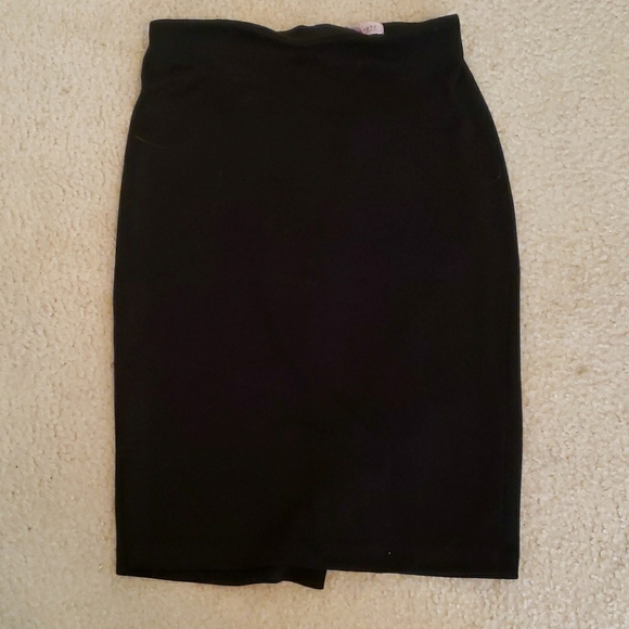 In for this season Philosophy Pencil skirt - Picture 1 of 3